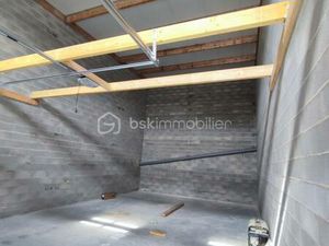 AURAY LOCATION CELLULE ARTISANALE