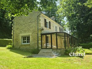 Maison en pierres 4 chambres - véranda- jardin arboré