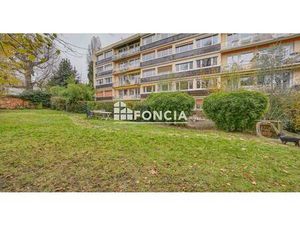 IDEALEMENT SITUE EN PLEINE NATURE