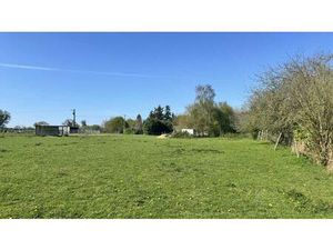 Longere dans un Coin de paradis à vendre