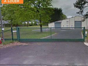 Location Bureaux et commerces à Bléré (37150) : à louer / Bléré