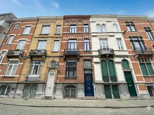 Maison de maître à louer à Rue Champ du Roi 137 Etterbeek (VBD54438)