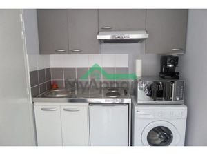 Location meublée appartement 1 pièce 20 m² à La Valette-du-Var (83160)  651 €
