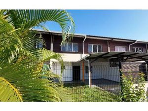 Location maison  m² T-2 à Macouria  980 €