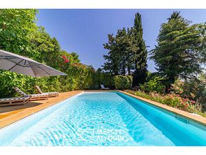 Superbe maison de charme avec parc et piscine