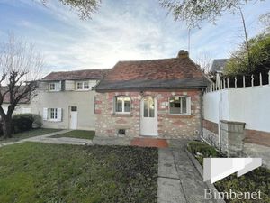 Un Cadre de Vie Idéal dans le centre de Saint-Ay