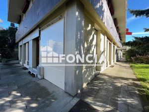 Vente - Local commercial - 116 m² - 170 000 € - GRENOBLE
