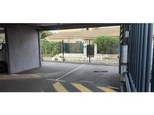 Fréjus Cais- parking sans résidence sécurisée