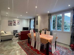 CARRIÈRES-SUR-SEINE