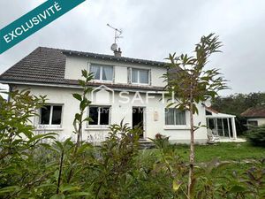 Deux maisons dans le centre de DANGE SAINT ROMAIN