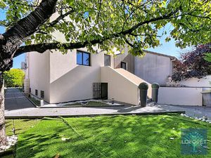 Beau pavillon d'exception !