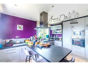 Maison néo-bretonne en impasse – Sous-sol complet – Bourg de Plouzané