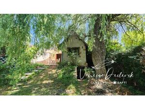 Maison de charme avec jardin - 3 chambres et sous sol total.