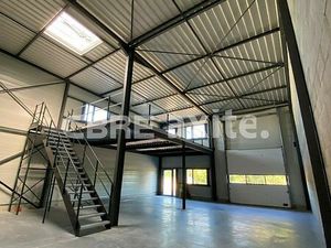 Vente local d'activités LES ABRETS EN DAUPHINÉ 351 m²