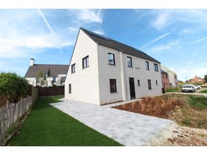 Huis te huur in Roeselare met 3 slaapkamers