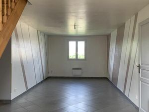 Location Appartement 5 pièces 98m² CREYSSE 46600