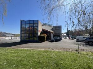 Location commerce 383 m² à Rodez (12000)