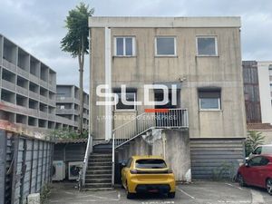 Location Local Professionnel 350m² VILLEURBANNE 69100