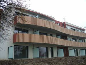 LE RELECQ KERHUON - Studio récent de 25 m² avec terrasse