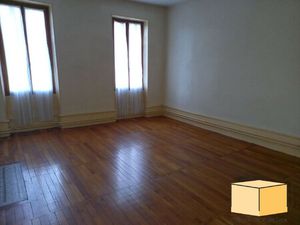 Location Appartement 3 pièces 124m² BELLEY 01300