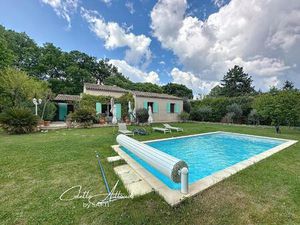 Vente maison 5 pièces 111 m² Meyreuil (13590)