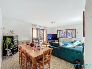 Appartement Type T4/T5 d'environ 121 m²