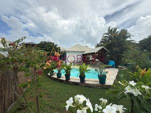 VILLA T4 PISCINE - BELCOURT BEAUSOLEIL - BAIE MAHAULT