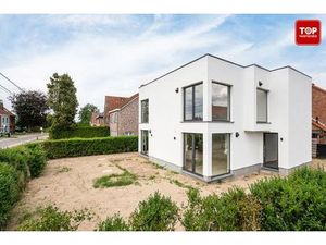 Instapklare energiezuinige woning met 4 slaapkamers  vloerverwarming en zonnepanelen