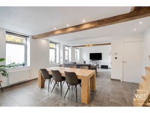 Karaktervolle woning met tuin en garage