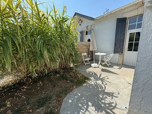 Maison divisée en 3 logements