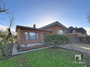 Gezinswoning op mooie locatie op 8 60are