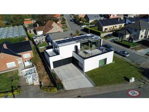 LUXE VILLA MET SCHITTERENDE VERGEZICHTEN IN RUSTIGE WOONWIJK TE OUDENBURG