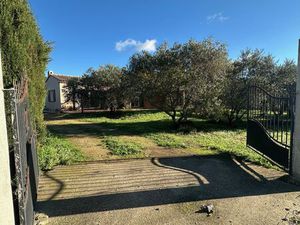 Location maison 4 pièces 131 m² à Marseille 13 (13013)