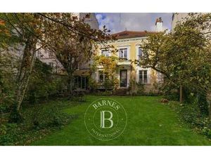 Maison à vendre 8 Pièces 280 m2 Saint-Mandé - 2 300 000 &#8364;