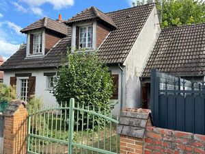 Vente maison 4 pièces 94 m² à Orleans (45000)  262 500 €