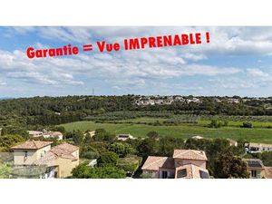 Atypique Residence nichée sur les hauteurs d'un village réputé à proximité de Nimes !