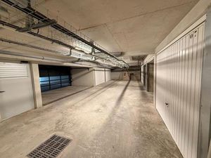 GARAGE en sous-sol Sécurisé