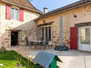 Vente maison 7 pièces 157 m² à Boulazac Isle Manoire (24750)  299 900 €