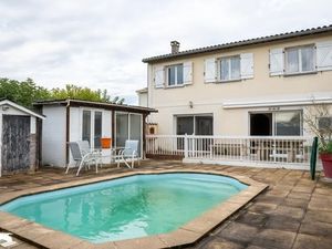 Vente maison 5 pièces 132 m² à Bassens (33530)  337 920 €