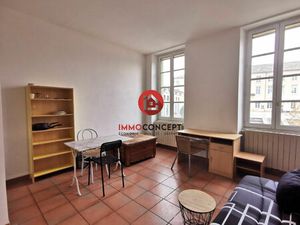 Vente immeuble 103 m² Bagnols-sur-Cèze (30200)