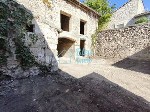 LUNEL VIEL ENSEMBLE IMMOBILIER MAISON BOURGEOISE + 2 GRANGES