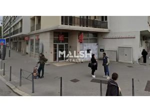 Local commercial à VILLEURBANNE - A LOUER - 294 m²