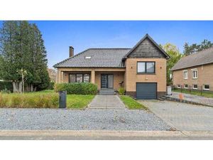 Huis te koop in Maasmechelen met 3 slaapkamers