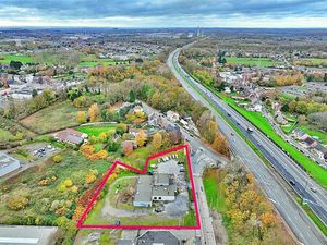 Surface commerciale à vendre à Manage (VBD54452)