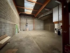 LOCAL D'ACTIVITE A LOUER