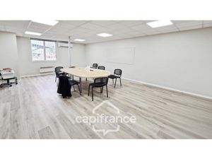 Commerce à louer CHALON SUR SAONE 1 pièce(s) 82m2 690€/mois HT/HC