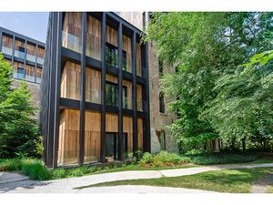 Commercieel te koop in Wijnegem