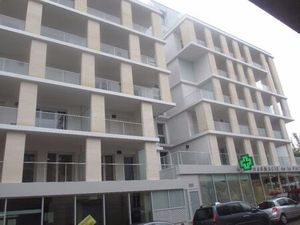 Location appartement 1 pièces 40m2 Reims 51100 - 595 € - Surface Privée