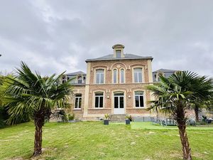 Vente propriété 10 pièces 303 m² à Plachy-Buyon (80160)  1 400 000 €