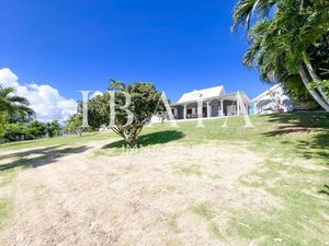 Vente maison 7 pièces 180 m² à Baie mahault (97122)  899 000 €